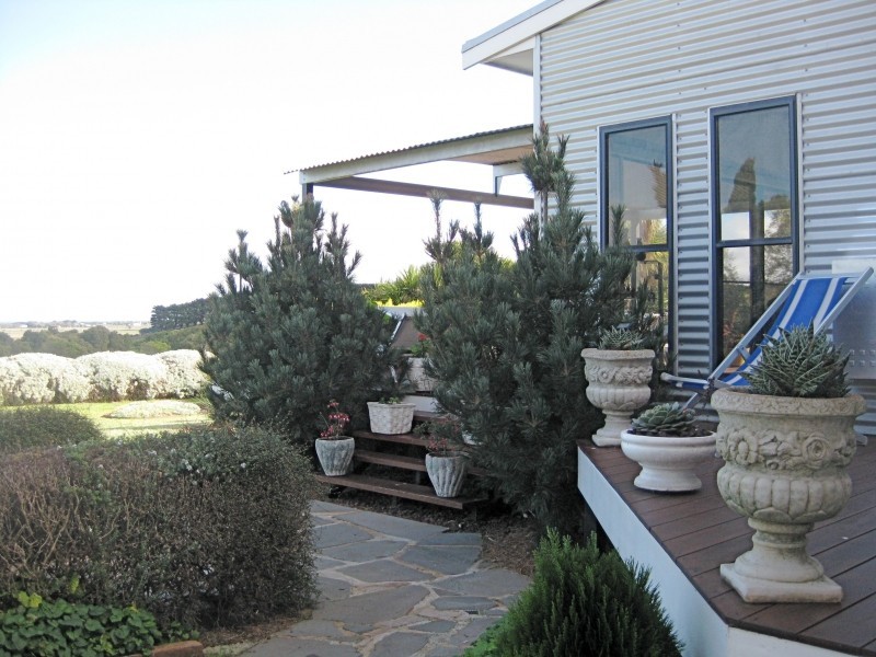 95 Barlings Road, Crossley VIC 3283