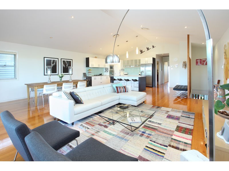 37 Raceview Avenue, Hendra QLD 4011