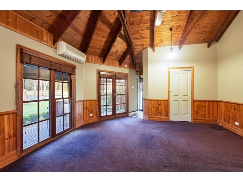 239 Neath Road, Kearsley NSW 2325