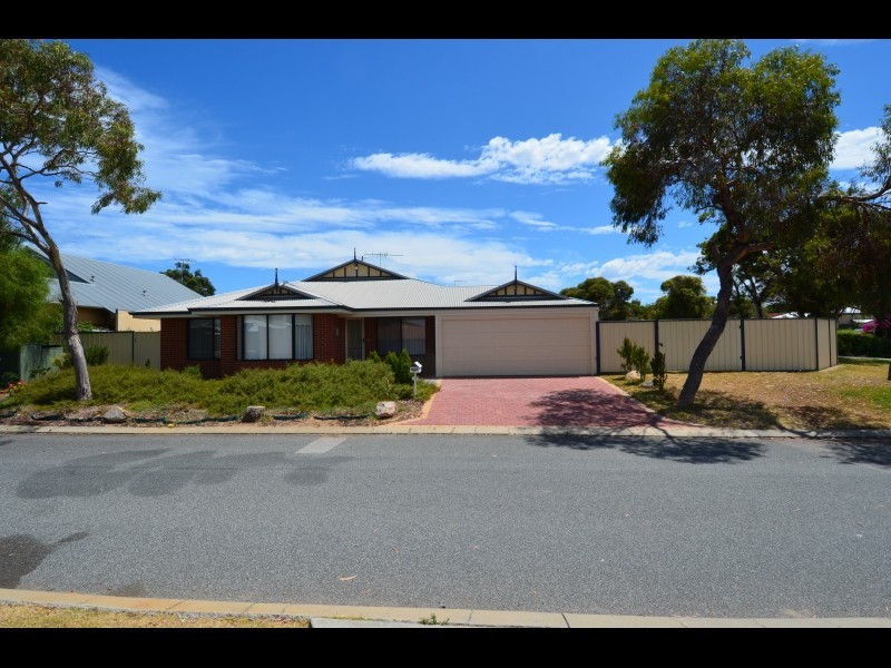 14 Bottrill Street, Hamilton Hill WA 6163