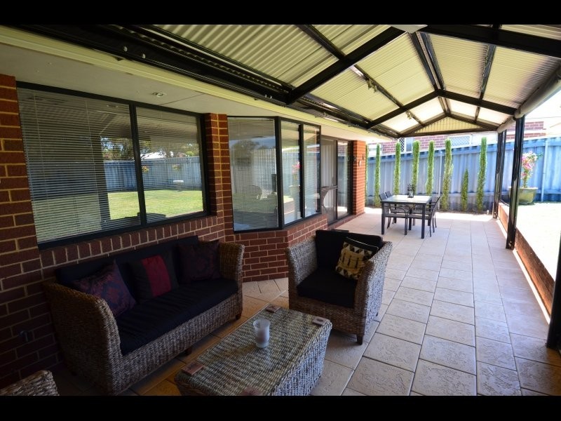 14 Bottrill Street, Hamilton Hill WA 6163