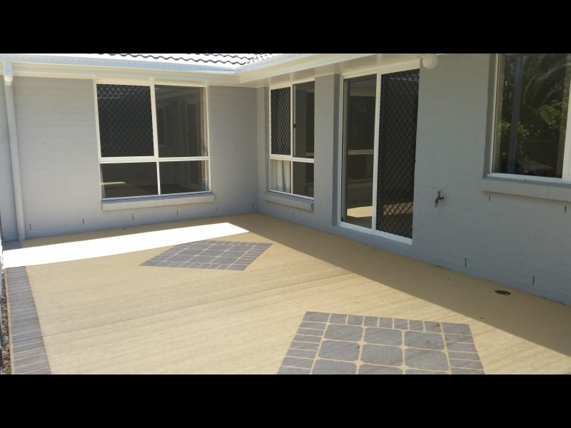 32 Rothschild Street, Eatons Hill QLD 4037