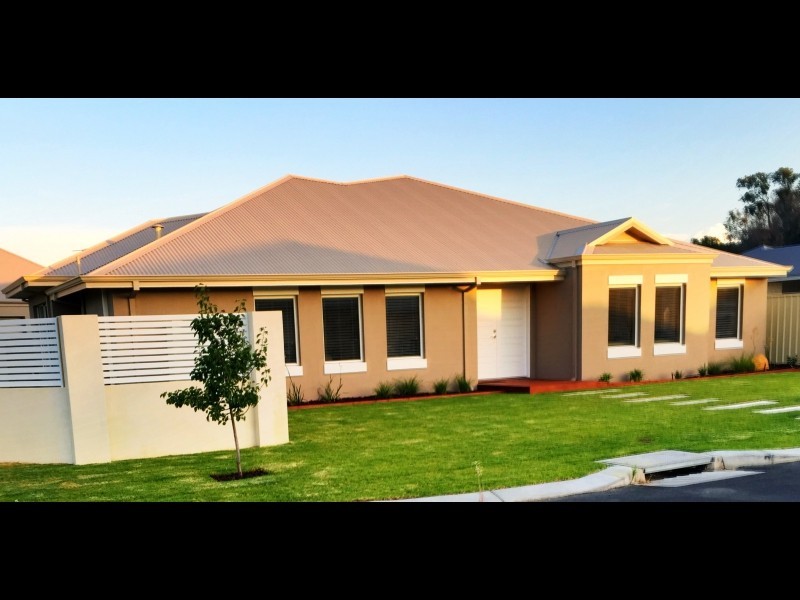 8 Belpaire Entrance, West Busselton WA 6280