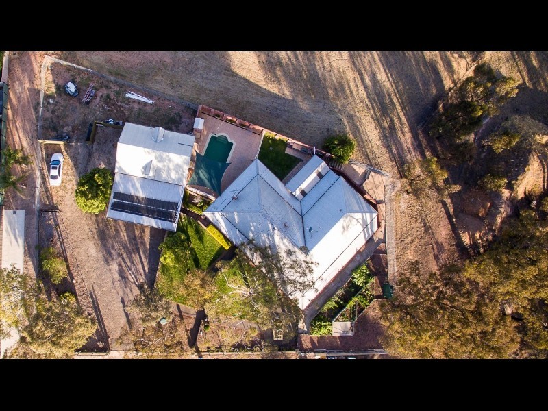 16 Walker Crescent, Eaglehawk VIC 3556