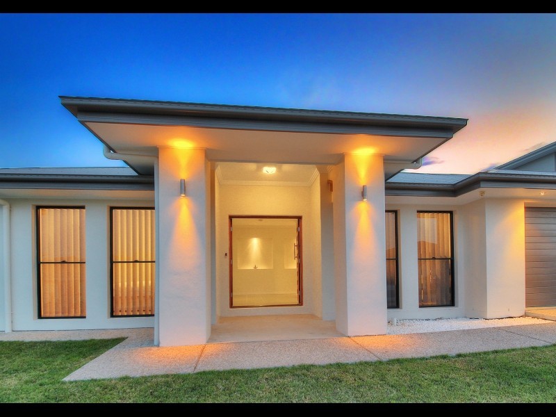 10 Colebrook Crescent, Doolandella QLD 4077