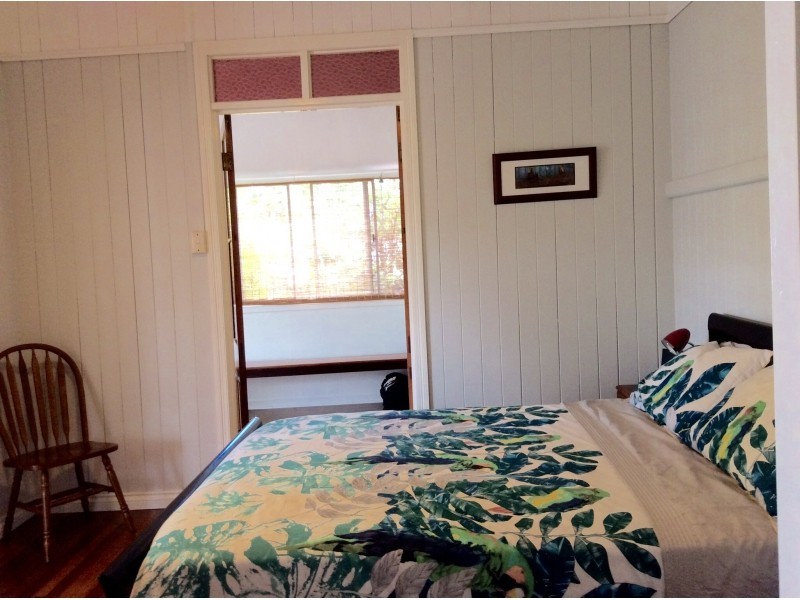 17 Cook Street, Eumundi QLD 4562