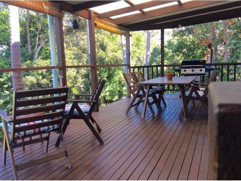 17 Cook Street, Eumundi QLD 4562