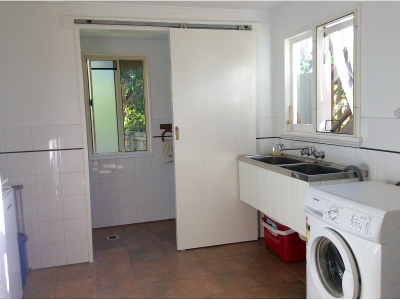 17 Cook Street, Eumundi QLD 4562