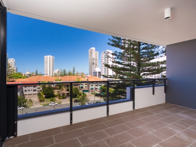 25/2729-2733 Gold Coast Highway, Broadbeach QLD 4218