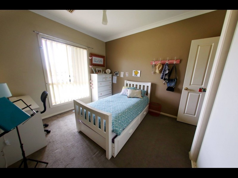 2 School Road, Forbes NSW 2871