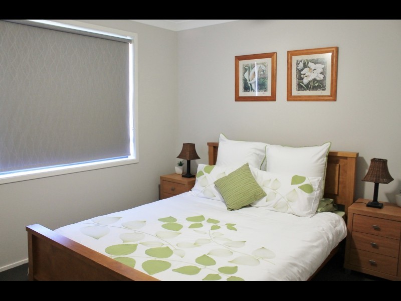 6 RADIANT AVENUE, Largs NSW 2320