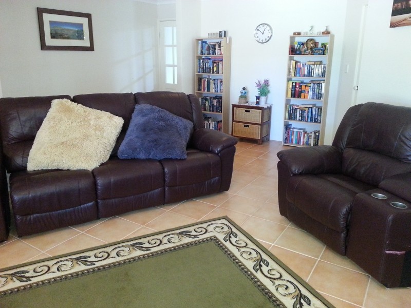 5 Staunton Vale, Carramar WA 6031