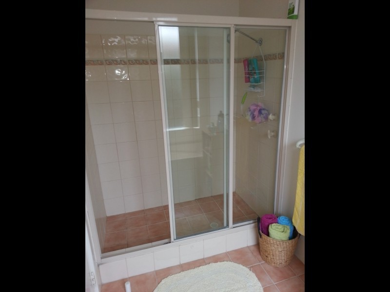 5 Staunton Vale, Carramar WA 6031