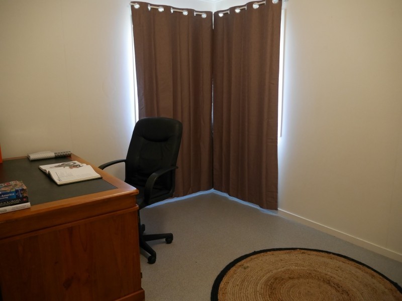 5 Martin Place, Harristown QLD 4350