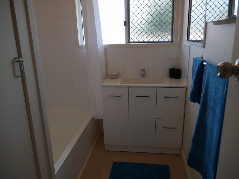 5 Martin Place, Harristown QLD 4350