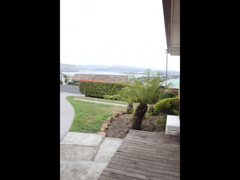 10 Carcoola Street, Chigwell TAS 7011
