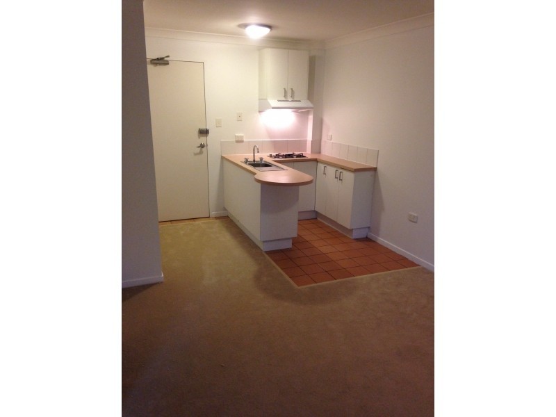 8/3 Collins Street, Nundah QLD 4012