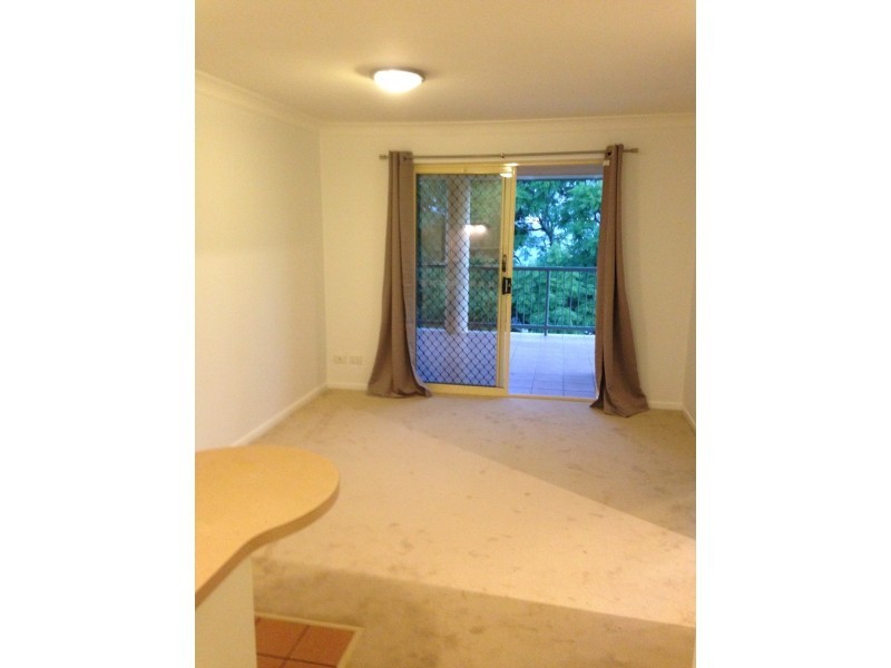 8/3 Collins Street, Nundah QLD 4012