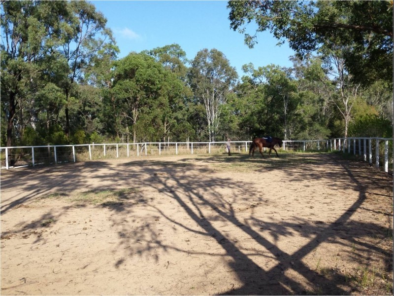 74 Burgess Road, Calico Creek QLD 4570