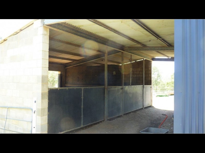 74 Burgess Road, Calico Creek QLD 4570