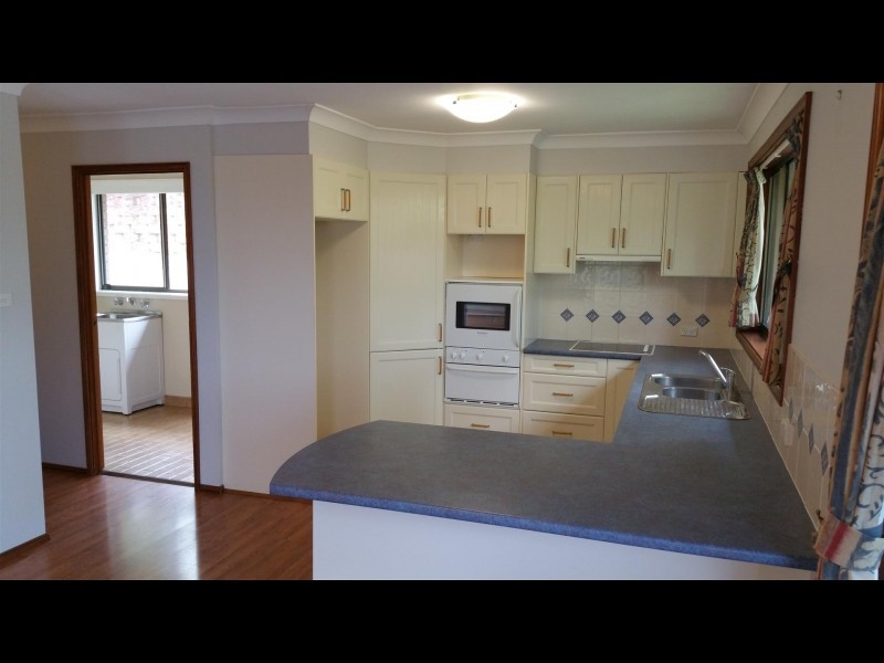 10 Meldon Place, Rankin Park NSW 2287