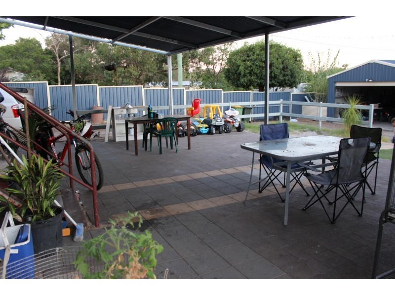 37 Wattle crescent, Wundowie WA 6560