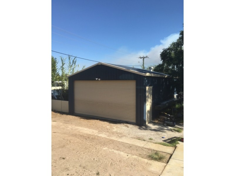 37 Wattle crescent, Wundowie WA 6560