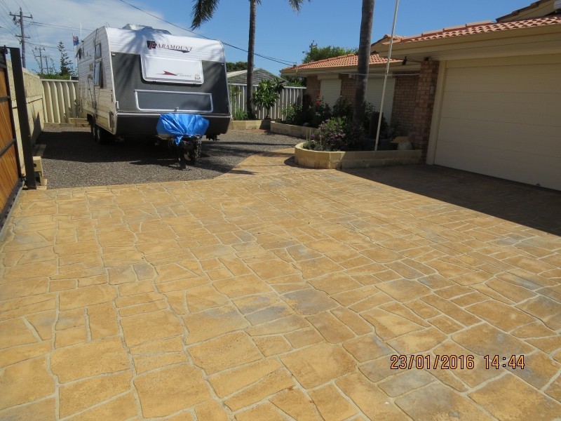 25 Warnbro Sound Avenue, Warnbro WA 6169
