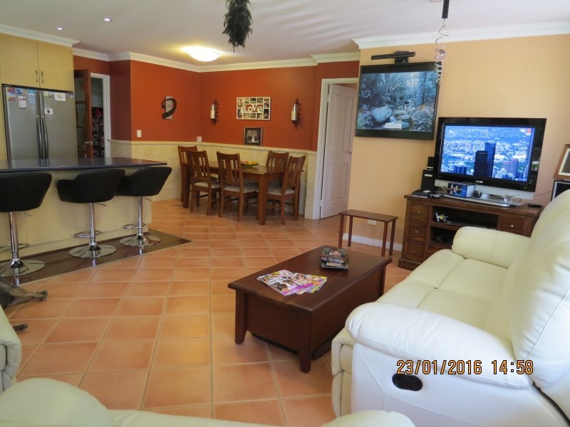 25 Warnbro Sound Avenue, Warnbro WA 6169