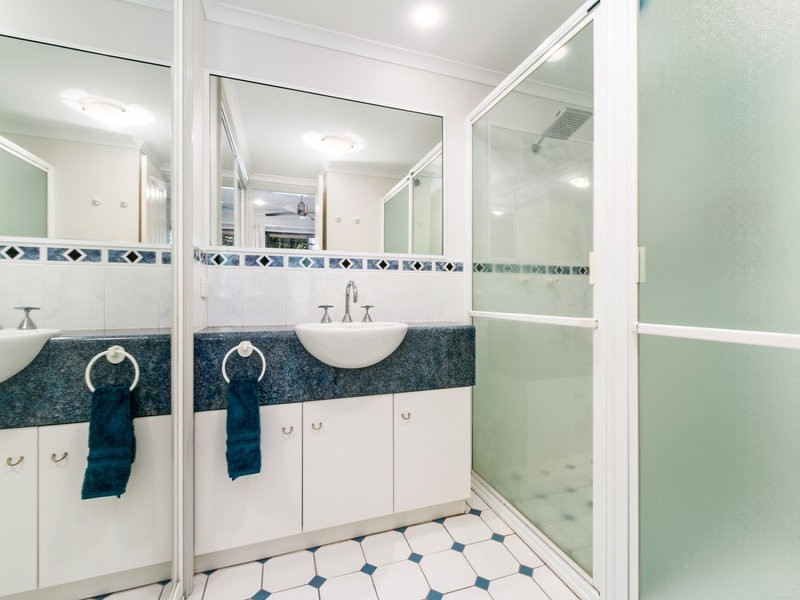 148/72-74 Kowinka Street, White Rock QLD 4868