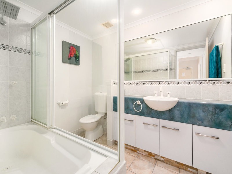148/72-74 Kowinka Street, White Rock QLD 4868