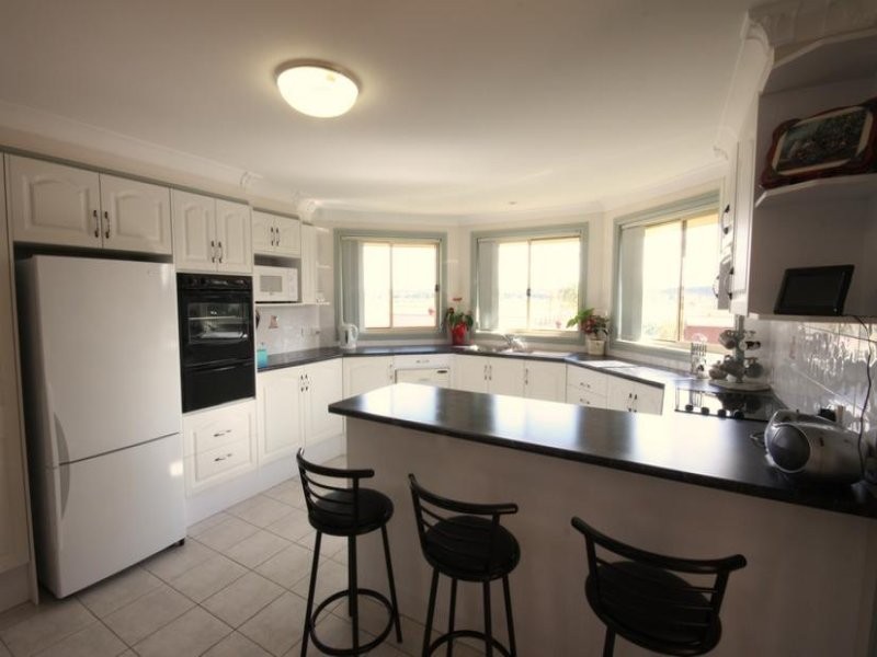 88 Queen Street, Singleton NSW 2330