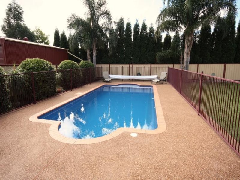 88 Queen Street, Singleton NSW 2330