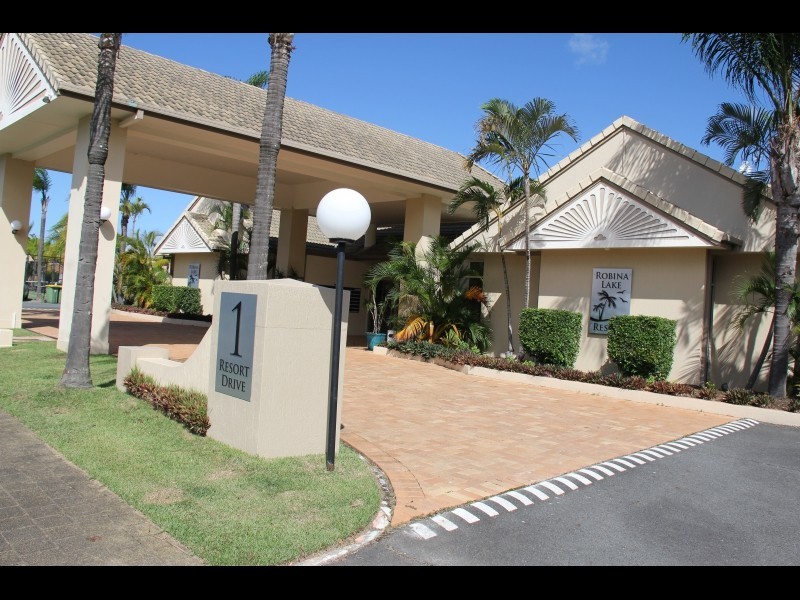 68/1 Resort Drive, Robina QLD 4226