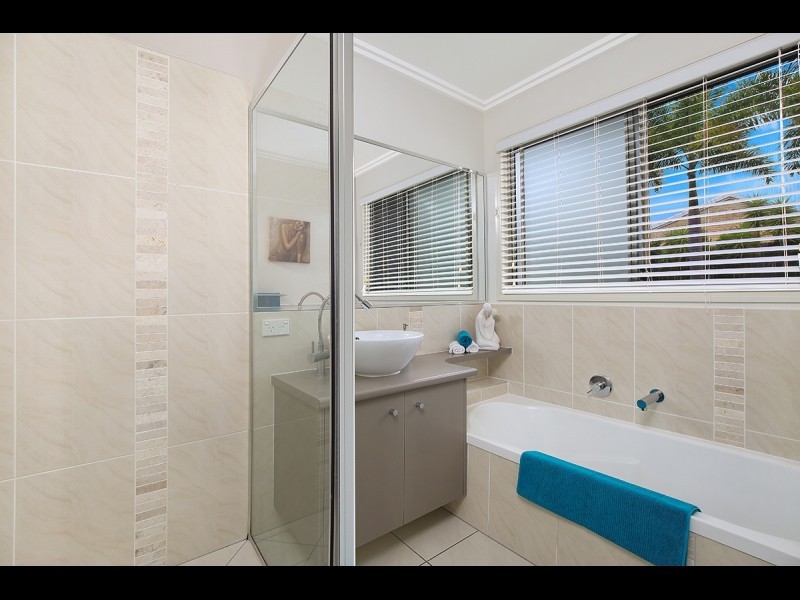 5 Firesong Court, Nambour QLD 4560