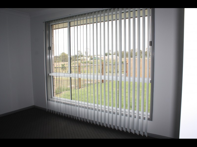 4 Hastings Avenue, Plainland QLD 4341