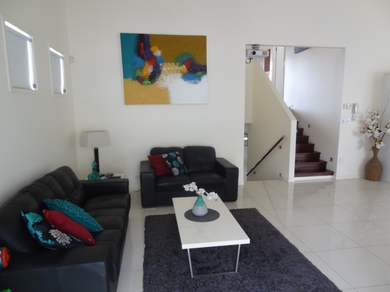 13 STAVELEY CLOSE, Sinnamon Park QLD 4073