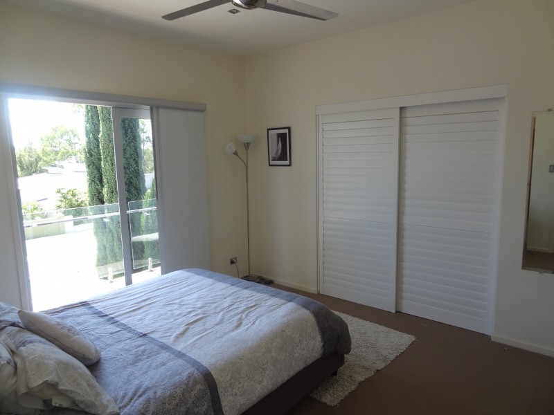 13 STAVELEY CLOSE, Sinnamon Park QLD 4073