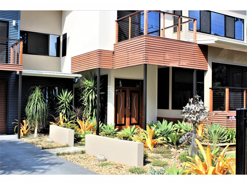 54 White Patch Esplanade, White Patch QLD 4507