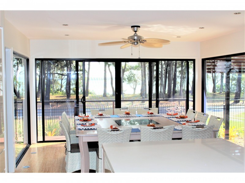 54 White Patch Esplanade, White Patch QLD 4507