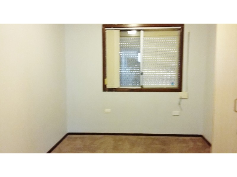 4 Chestnut Street, Castletown WA 6450