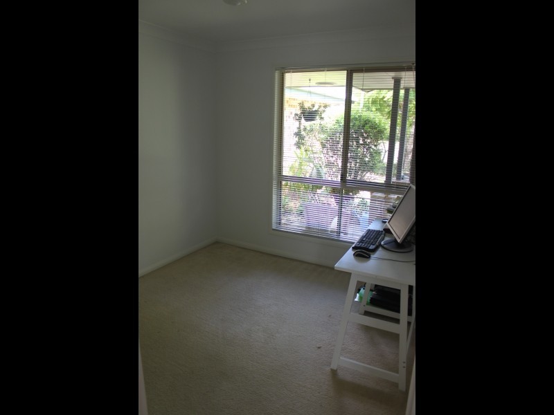 10 Casuarina Drive, Elanora QLD 4221