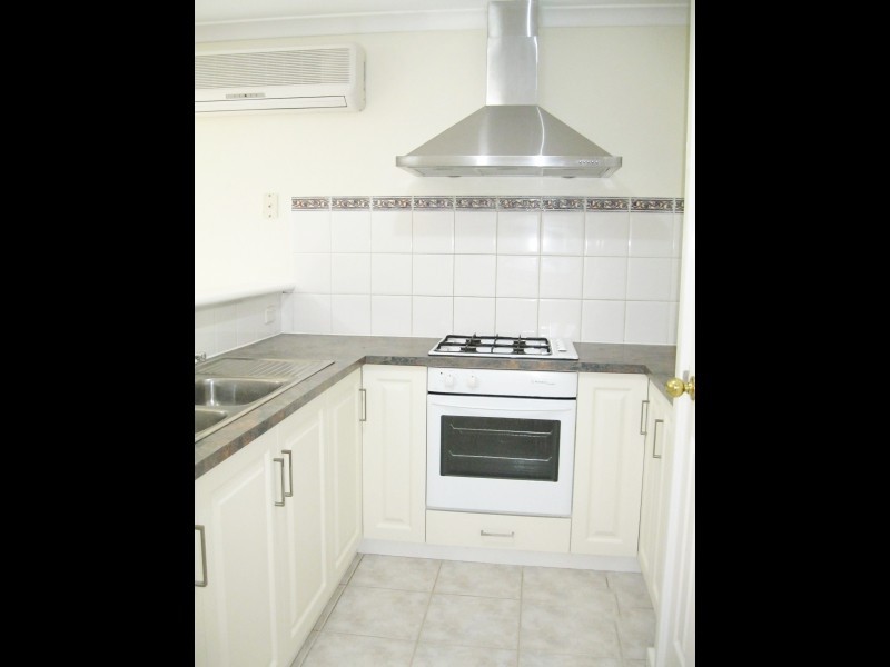 3/15 Holder Street, St James WA 6102