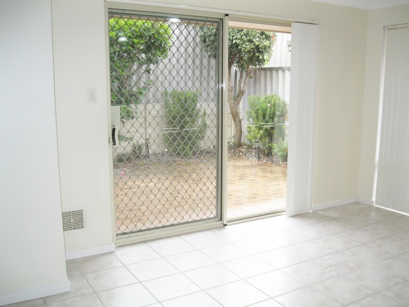 3/15 Holder Street, St James WA 6102