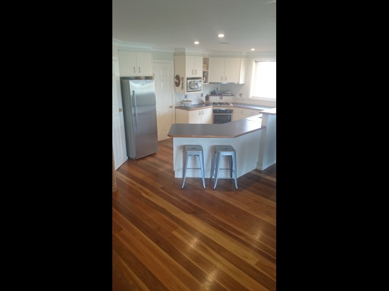 41 Country Way, Bathurst NSW 2795