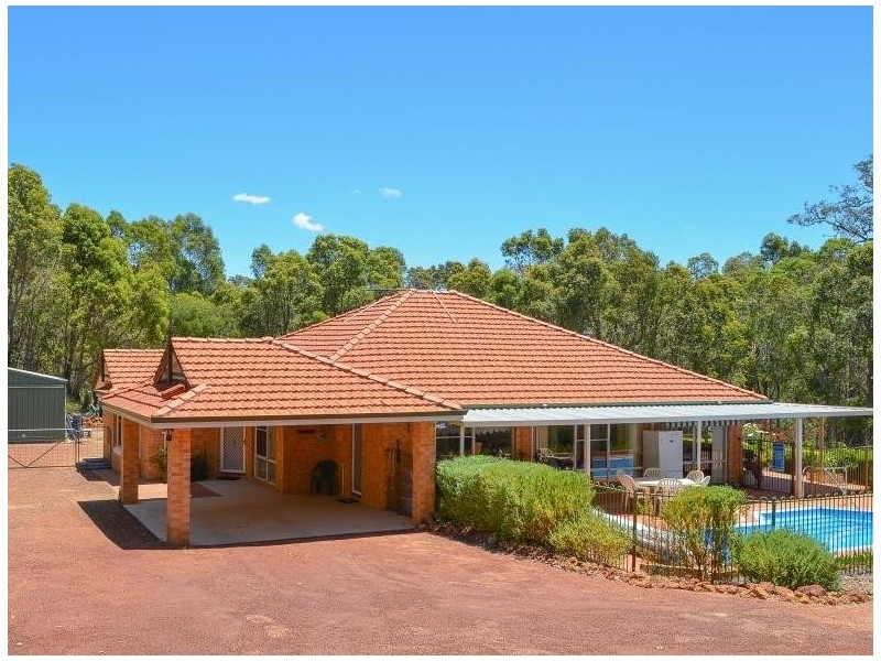 11 Brompton Heights, Gidgegannup WA 6083