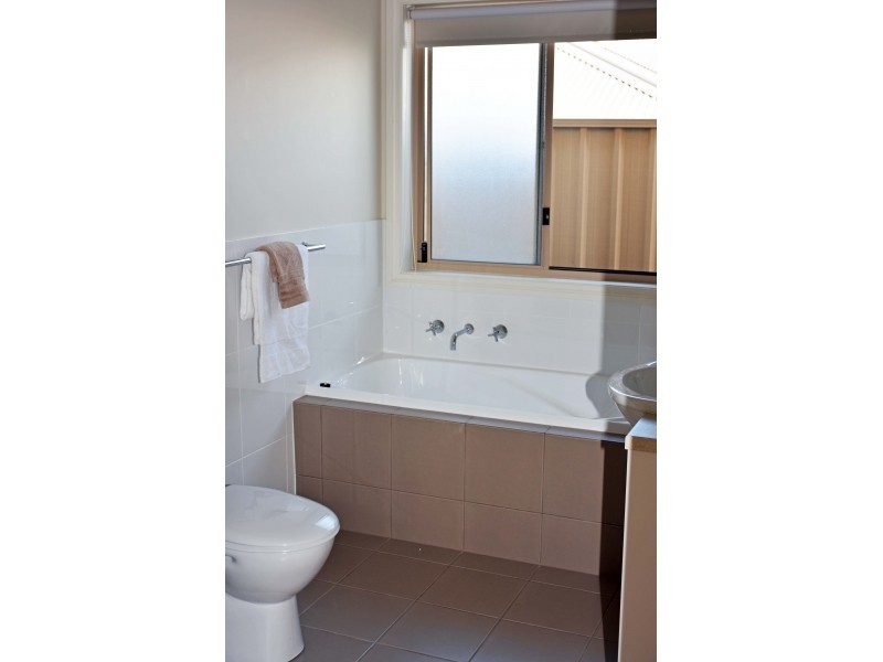 31 Blyth Street, Clearview SA 5085