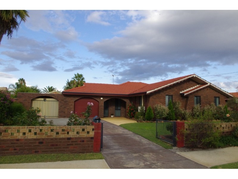 3 Elvington Way, Thornlie WA 6108