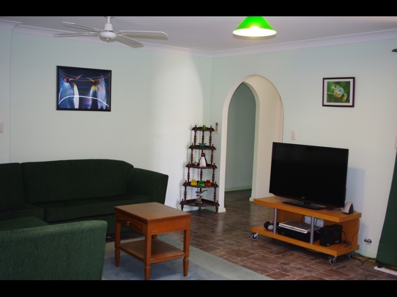 3 Elvington Way, Thornlie WA 6108