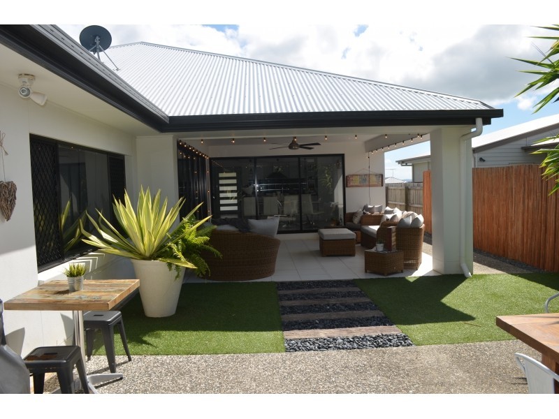 18 Bloomfield Court, Ormeau QLD 4208